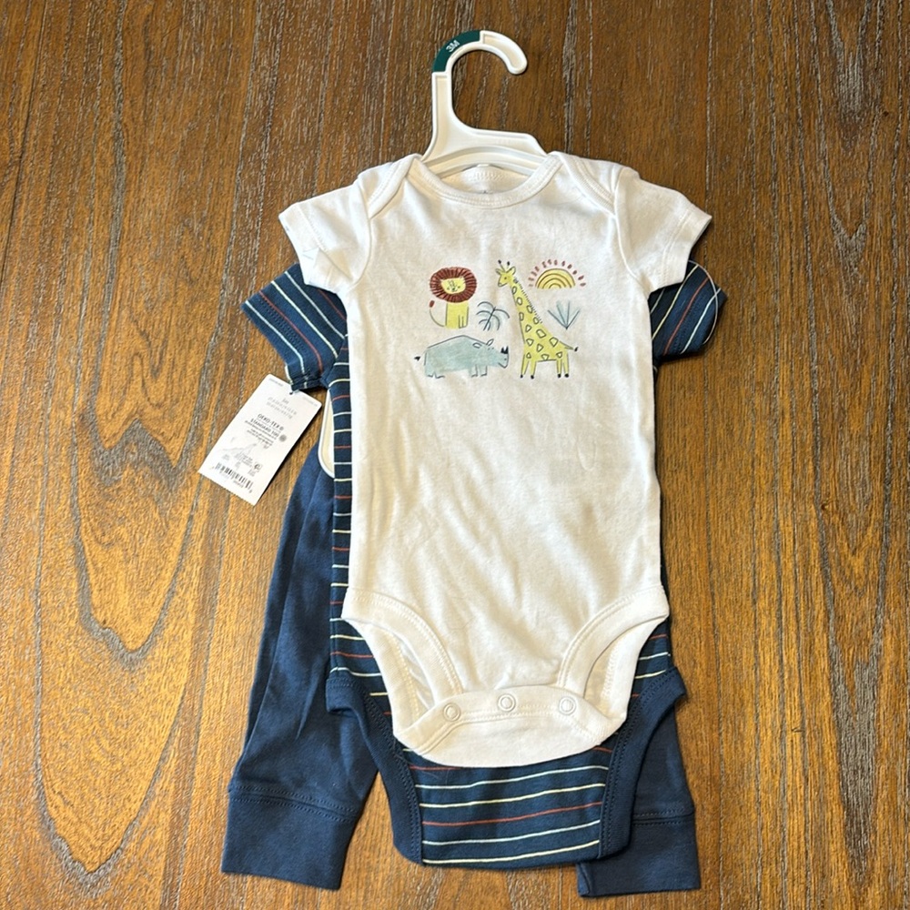 Carter’s 3 piece set NWT
